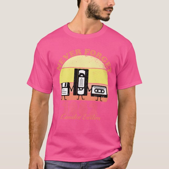 Camiseta Edición Limitada Cumpleaños 1982 Vin Nunca Olvides (Anverso)