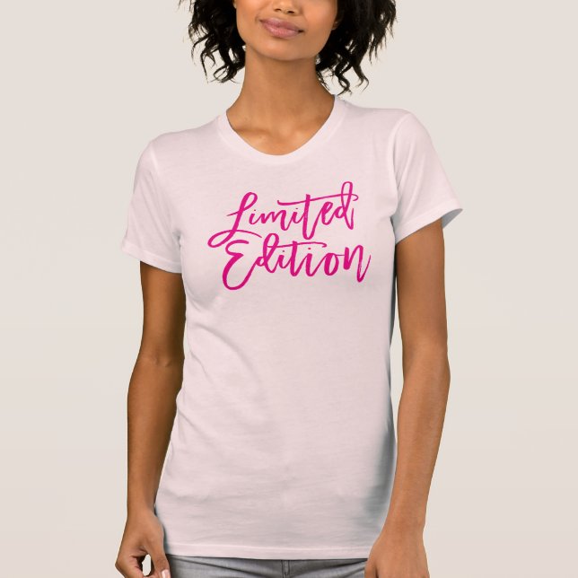 Camiseta EDICIÓN LIMITADA escritura mínima moda rosa divert (Anverso)