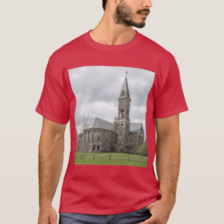 Camiseta Edificio escolar histórico de piedra con torre de