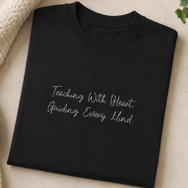 Camiseta Educando con Corazón Guiando Cada Mentalidad Educa (Subido por el creador)