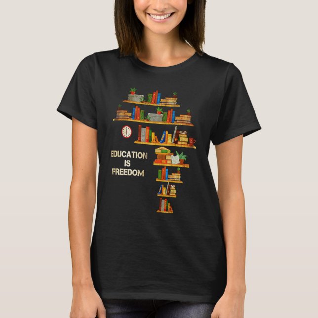 Camiseta Education Freedom Africa Map Bookshelf Black Histo (Anverso)