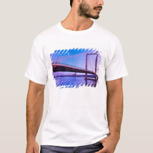Camiseta EE. UU., Estado de Washington. El río Columbia es