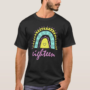 Camiseta Eighteen Year Old Rainbow 18th Birthday For Girls 