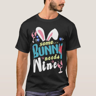 Camiseta einige hasen brauchen wein