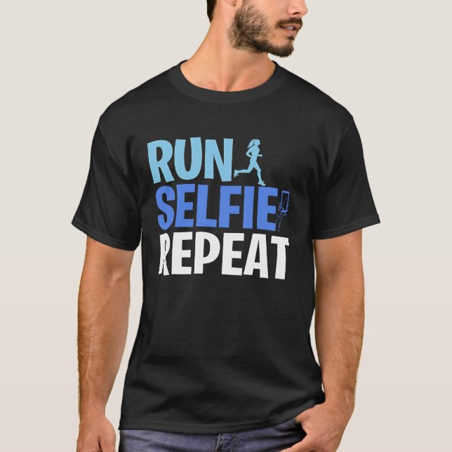 Camiseta Ejecutar meme de ejecución divertida de repetición (Anverso)