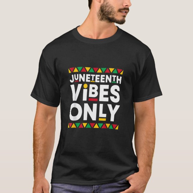 Camiseta El 19 de junio solamente vibra la historia afroame (Anverso)