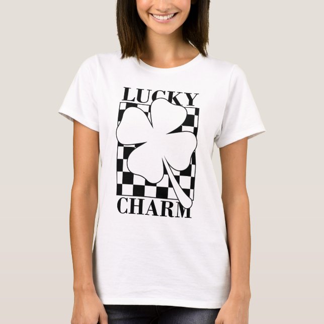 Camiseta El abrazo de Clover: La esencia de la fortuna (Anverso)