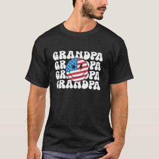Camiseta El abuelo estadounidense Retro Groovy 4 de julio s