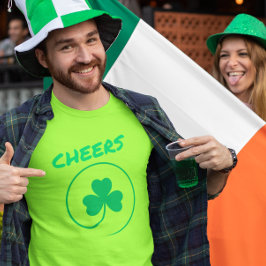 Camiseta El amante verde Shamrock Irish Cheers St Patrick's