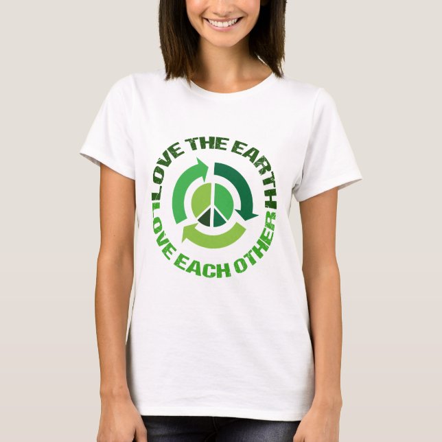 Camiseta El amor bonito del activista ambiental de la Tierr (Anverso)