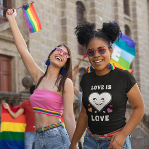 Camiseta El amor cardíaco es amor Orgullo Lésbico LGBTQ