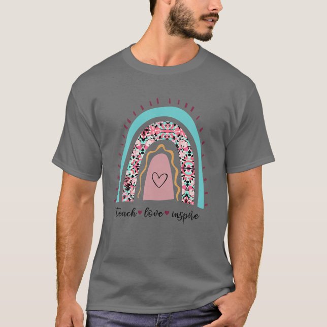 Camiseta El amor de la enseñanza del arcoiris del profesor  (Anverso)