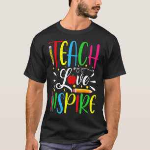 Camiseta El amor de las clases inspira el colorido diseño d
