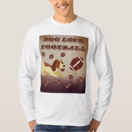 Camiseta El amor del perro lindo jugando al fútbol