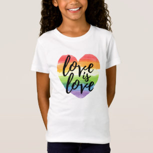 Camiseta El amor es amor  Corazón color arcoiris