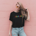 Camiseta El amor es amor orgullo gay LGBTQ corazones arcoir<br><div class="desc">Muestra tu orgullo o apoyo con esta elegante y simple pero poderosa Camisa de Corazón Arcoiris LGBTQ Love Gay Pride. La fiesta del Orgullo es perfecta para eventos, desfiles y cualquier otra ocasión en la que quieras mostrar apoyo a la comunidad LGBT. ¡Ideal para parejas o amigos con un amor...</div>