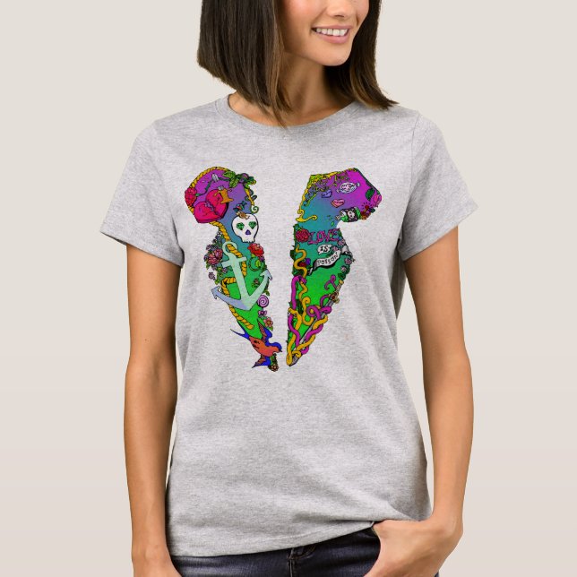 Camiseta El amor es el tatuaje venenoso Tux Camo T-Shirt (Anverso)