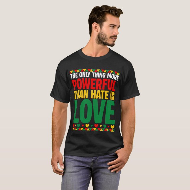 Camiseta El Amor Es Más Poderoso (Anverso completo)