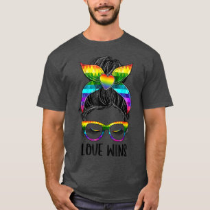 Camiseta El amor gana moño desordenado arcoíris LGBT Orgull
