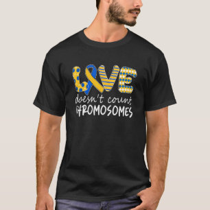 Camiseta El amor no cuenta cromosomas T21 Down Síndrome A