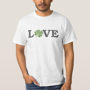Camiseta El amor por St Patricks Day con shamrock