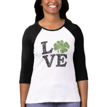 El amor por St Patricks Day con shamrock