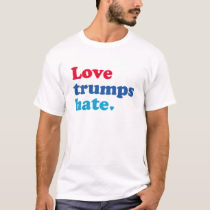 Camiseta El amor triunfa sobre el odio