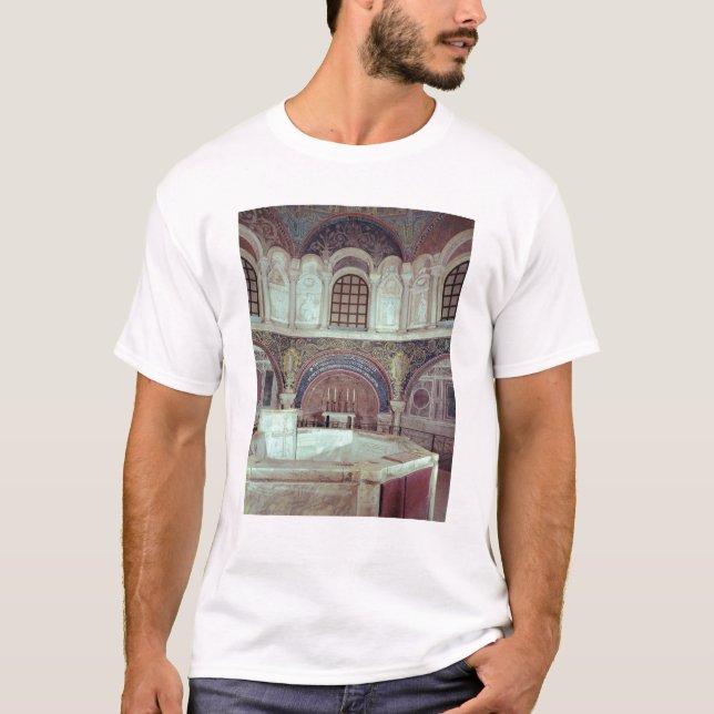 Camiseta El apse con la fuente bautismal (Anverso)