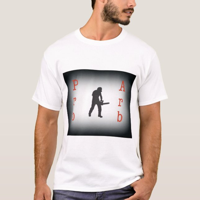 Camiseta El arborista cirujano Chainsaw está presente. (Anverso)