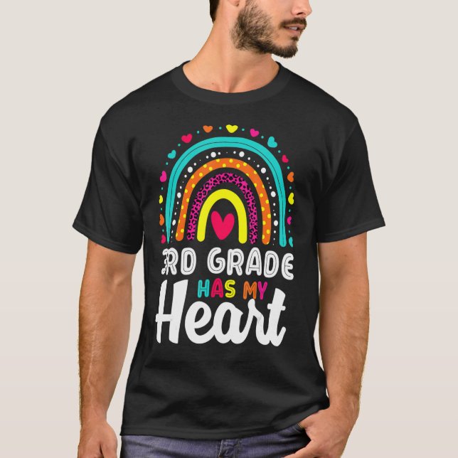 Camiseta El arcoiris de Cute Boho 3º grado tiene mi profeso (Anverso)