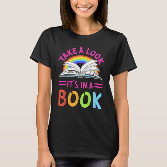 Camiseta El arcoiris mira cómo está en un libro de lectura (Anverso)