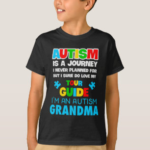 Camiseta El autismo es un viaje que nunca planée la abuela 
