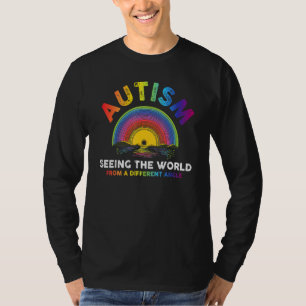 Camiseta El Autismo Viendo El Mundo Desde Un Ángulo Diferen