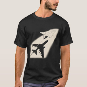 Camiseta El Avión De Papel Soñando Grande Con La Sombra De