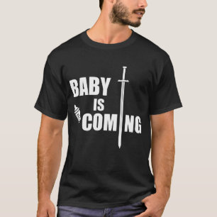 Camiseta El bebé se está convirtiendo en un regalo divertid