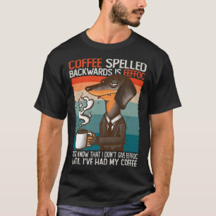 Camiseta El CAFÉ De Perro Retro Que Se Espolea Hacia Atrás 