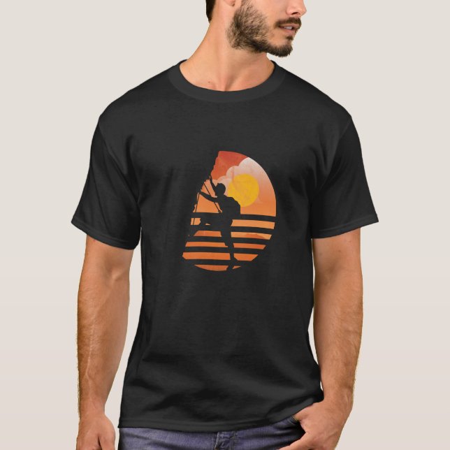 Camiseta El caminar retro apenado de la montaña de la (Anverso)