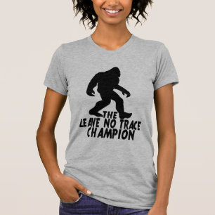 Camiseta El Campeón Divertido de Bigfoot Sin Dejar Rastro