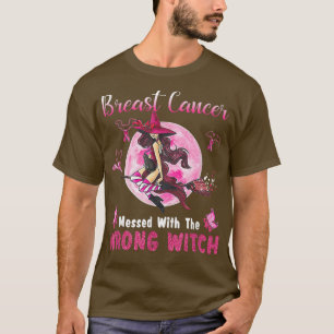 Camiseta El Cáncer De Mama Envuelto Con La Bruja Mal Hallow