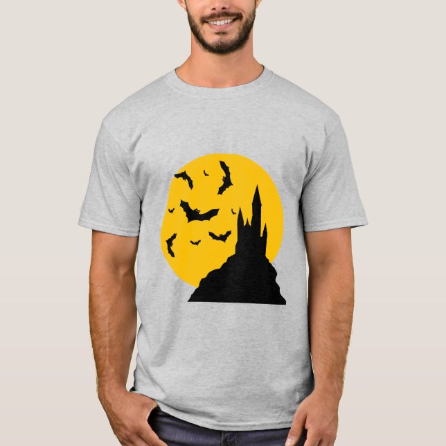 Camiseta El castillo embrujado con luna y murciélagos (Anverso)