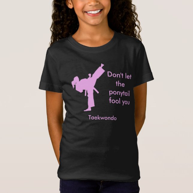 Camiseta El chica del Taekwondo no deja la cola de caballo (Anverso)