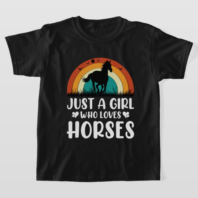Camiseta El chica solo ama a los caballos arte de palabras (Distribución)