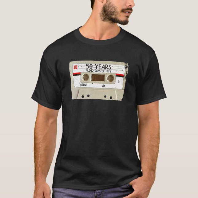 Camiseta El Chiste De 50 Años Es Gracioso. (Anverso)