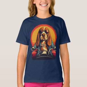 Camiseta El ciclista callejero basset de Guay al atardecer