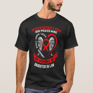 Camiseta El cielo necesita a un héroe que se ponga hija roj
