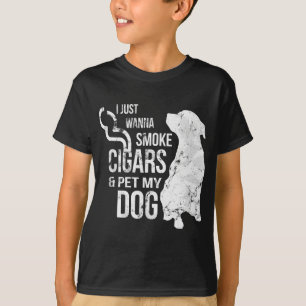 Camiseta El cigarro y el perro adoran los cigarrillos para