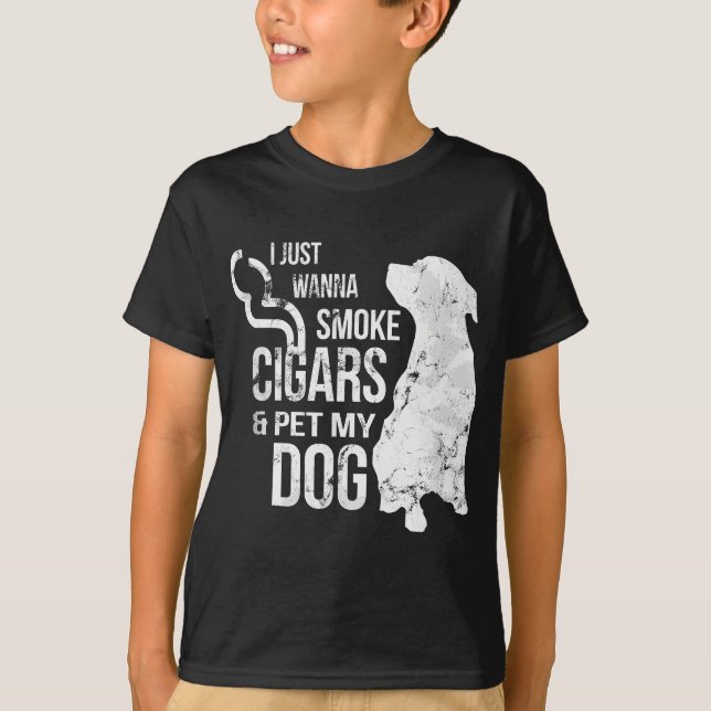 Camiseta El cigarro y el perro adoran los cigarrillos para  (Anverso)