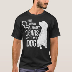 Camiseta El cigarro y el perro adoran los cigarrillos para
