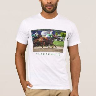 Camiseta El competir con en Belmont Park