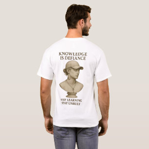 Camiseta El Conocimiento Es Desafío – Aprende, Rebelde, Rep